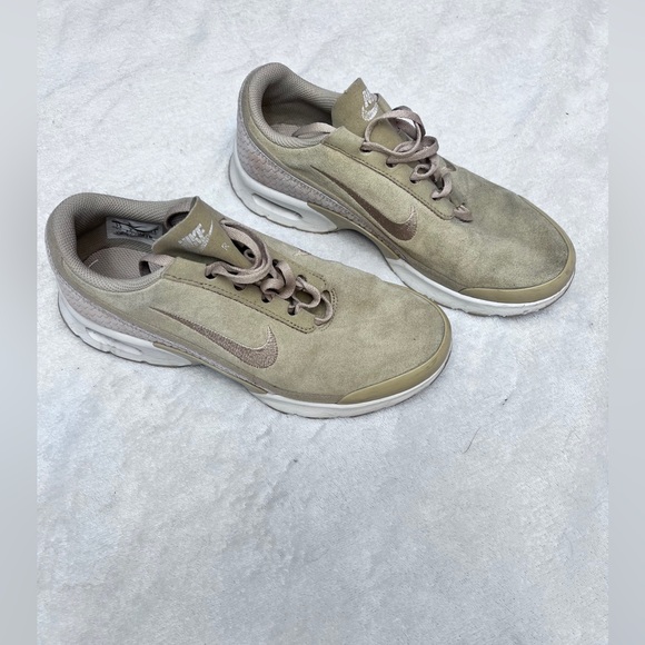 Nike Air Max Pulse - Picture 2 of 3